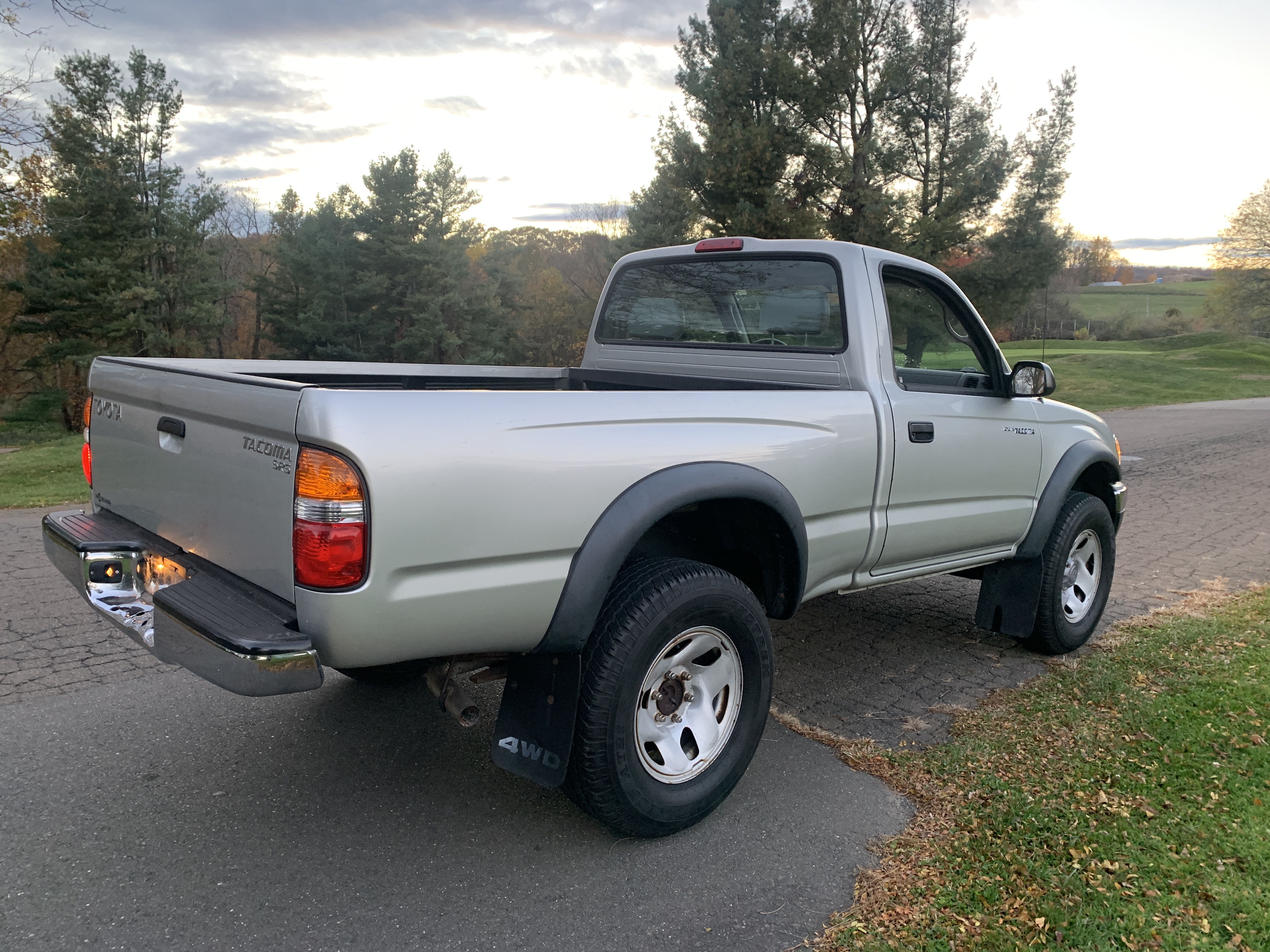 2004 Toyota Tacoma SR5 4x4 Pickup — photo 132